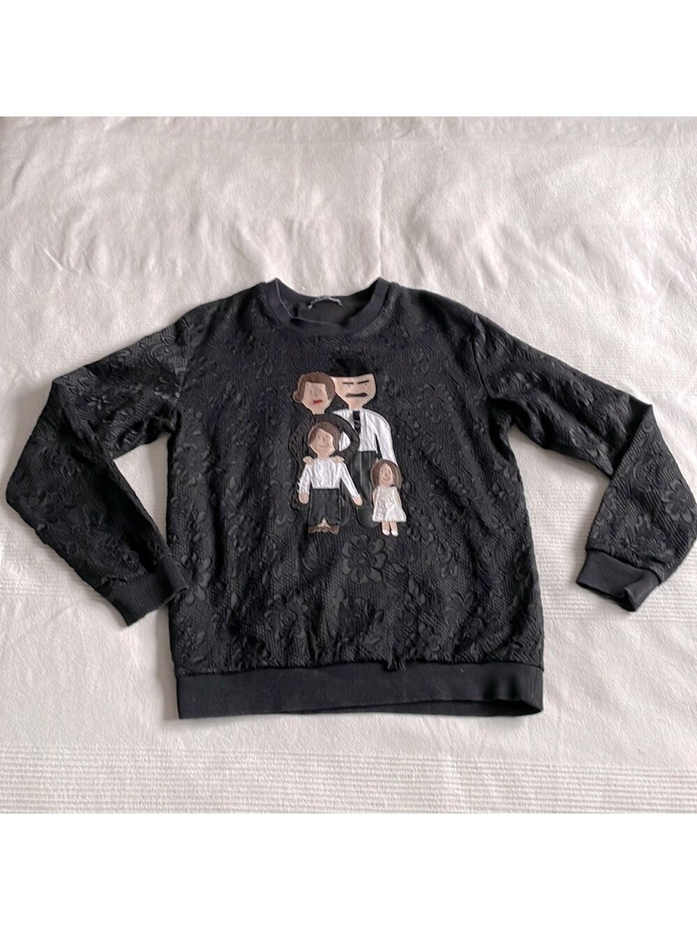 Dolce & Gabbana Family Patch Crewneck Sweatshirt Size IT 46/US 10